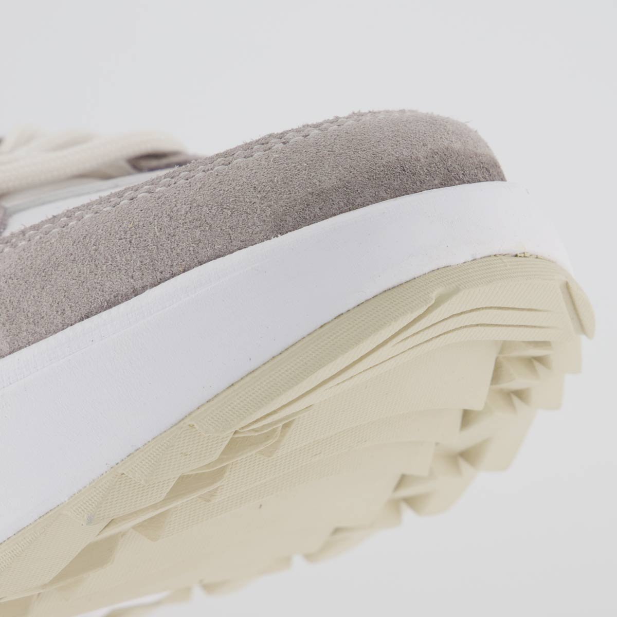 Tênis Fila Tormo Classic Feminino Branco e Cinza Branco/Cinza 8