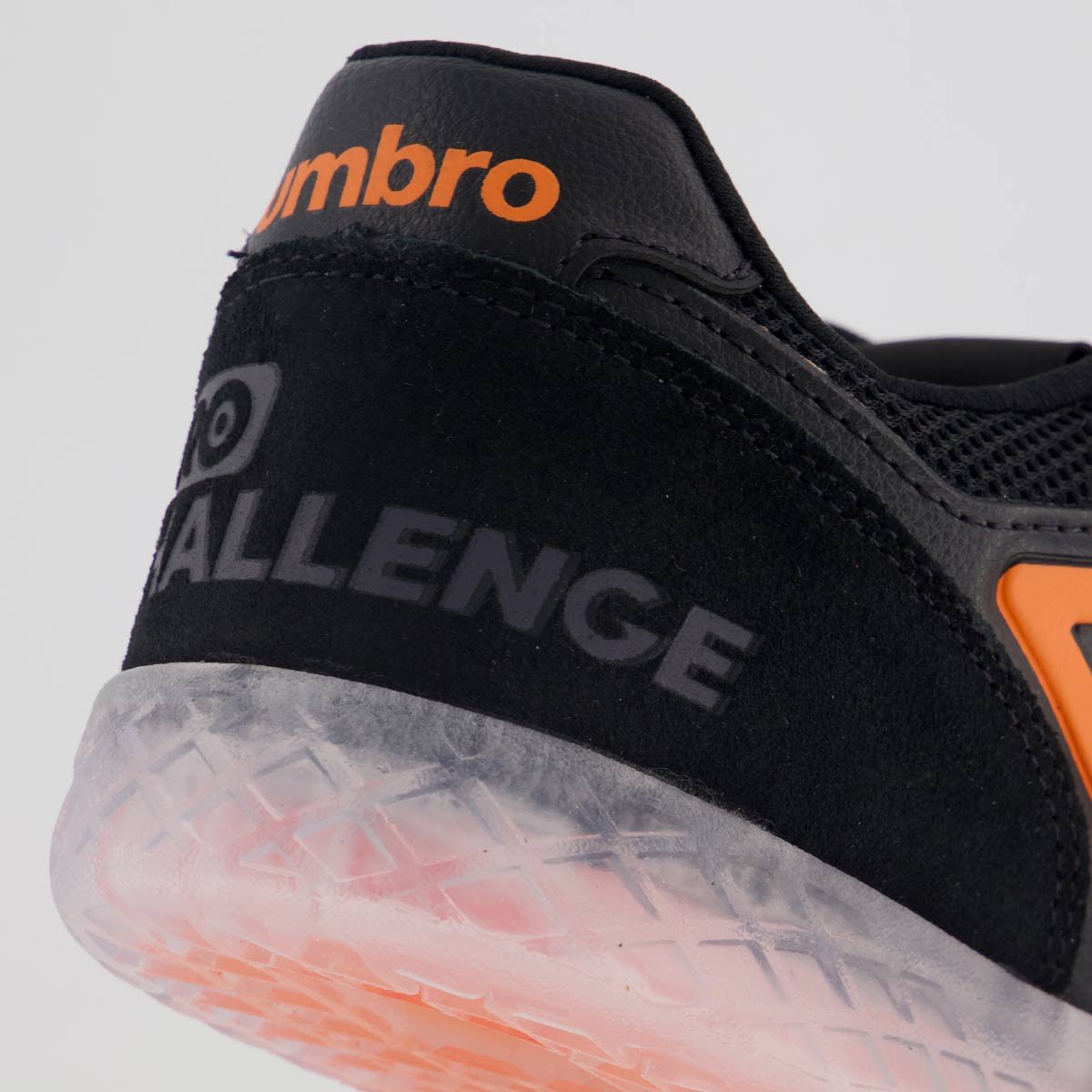 Chuteira Umbro Pro Challenge Futsal Preta e Laranja Preto/Laranja 6