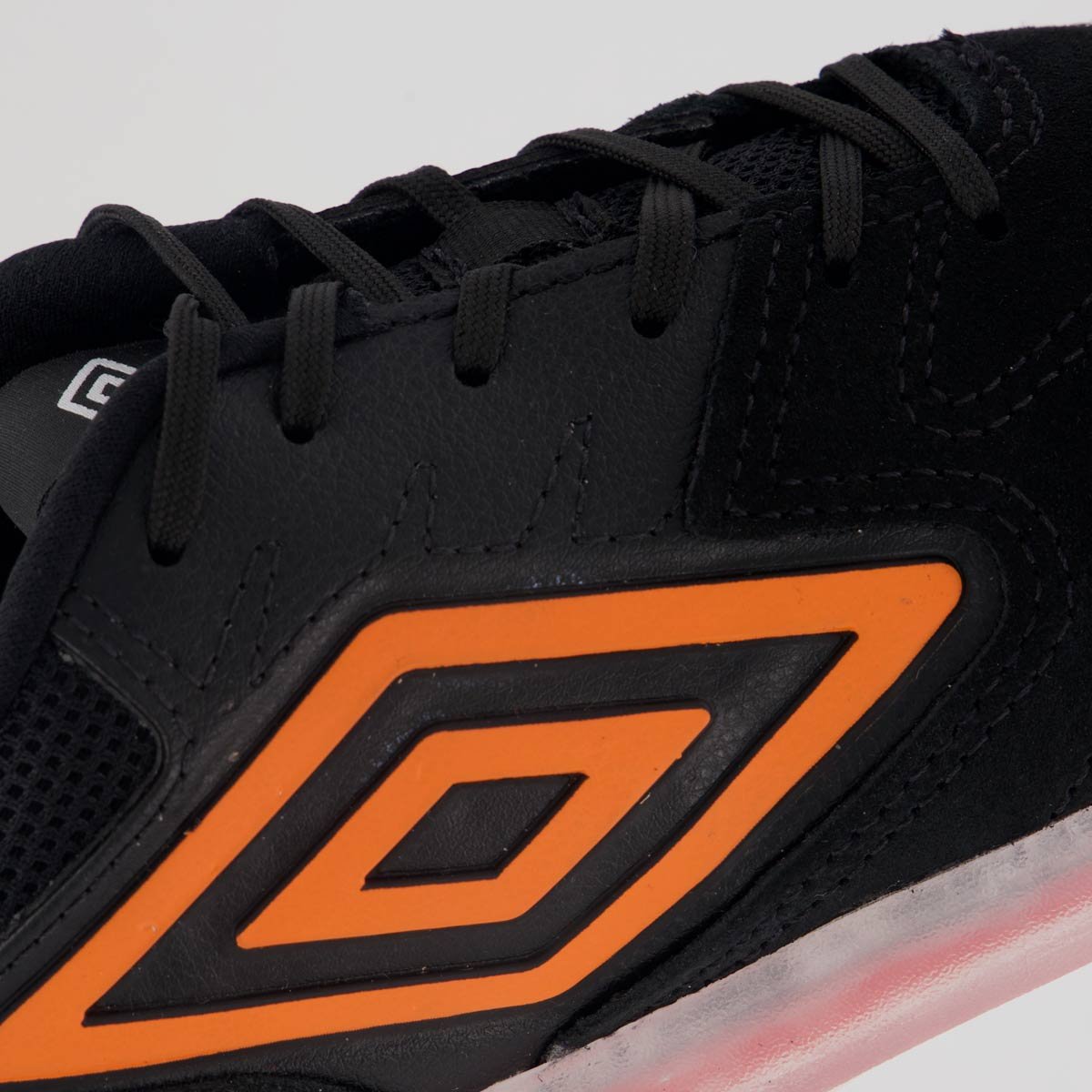 Chuteira Umbro Pro Challenge Futsal Preta e Laranja Preto/Laranja 7