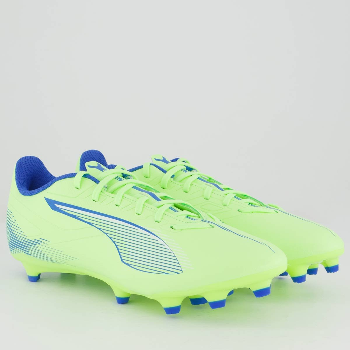 Chuteira Puma Ultra 5 Play FG/AG Campo Verde e Branca Verde/Branca 2