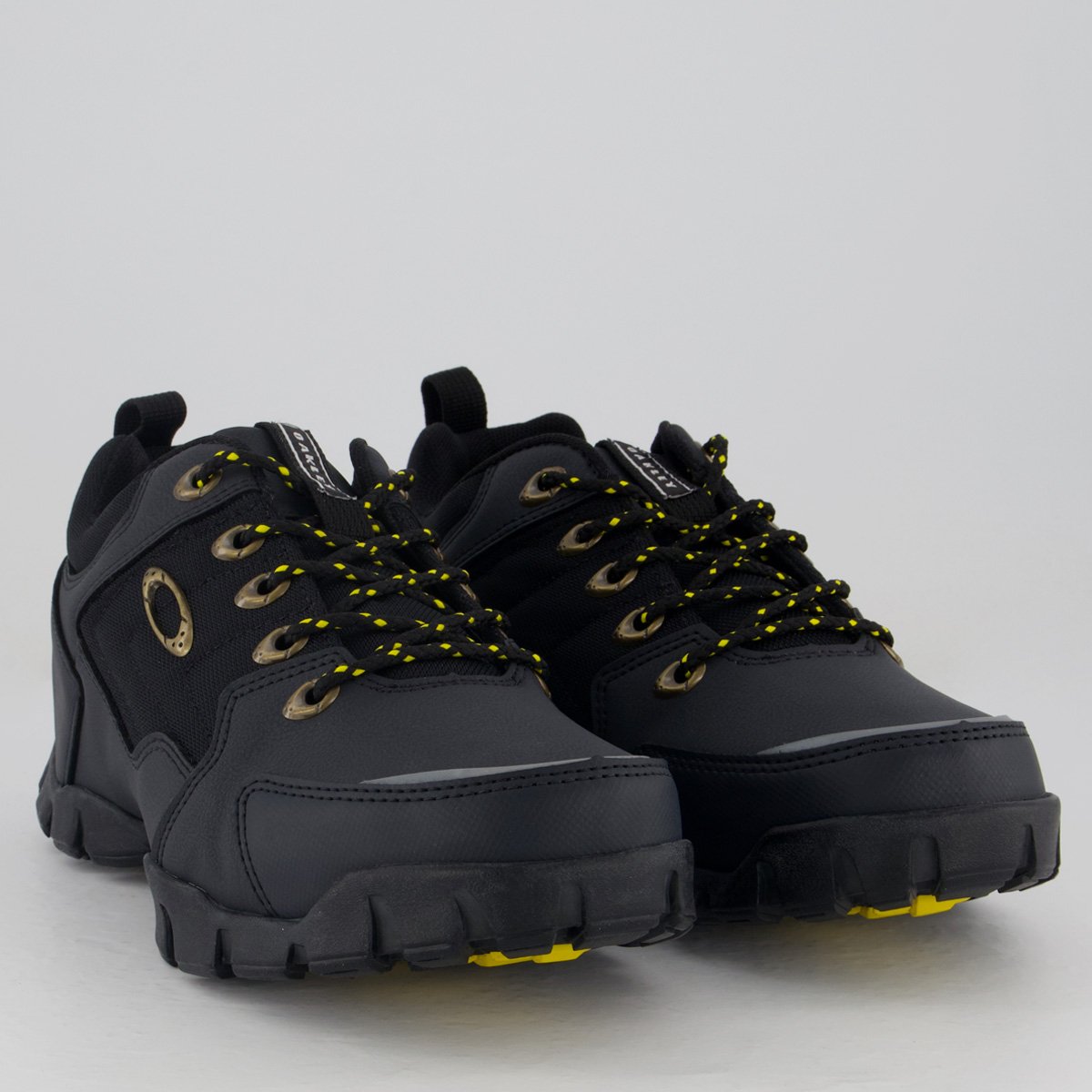 Tênis Oakley Halftrack Low II Preto e Dourado Preto/Dourado 2