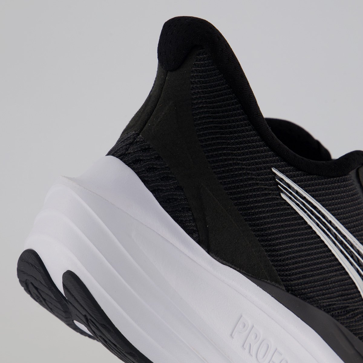 Tênis Puma Darter Pro Preto e Branco Preto/Branco 6