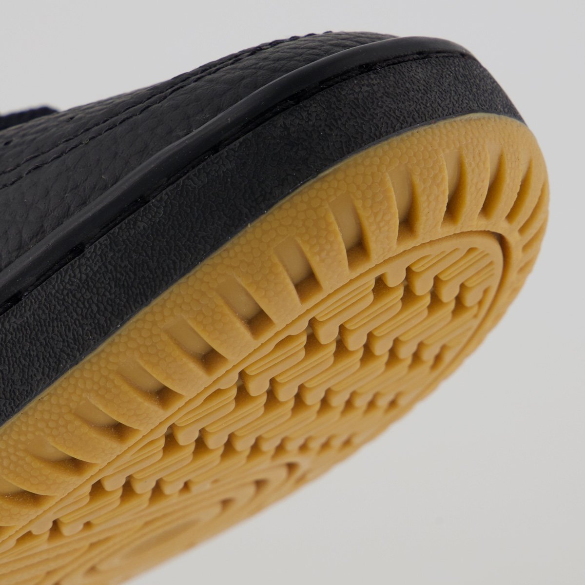 Tênis Fila ACD MID All Black Preto 8