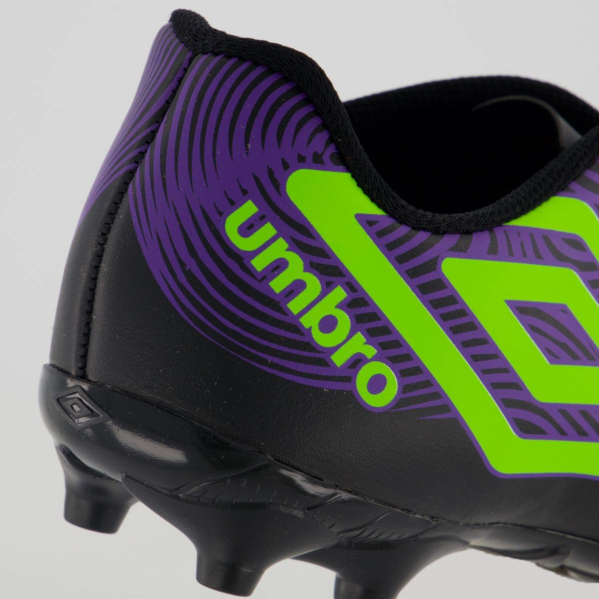 Chuteira Umbro Orbit Campo Juvenil Preta e Verde Preto/Verde 6