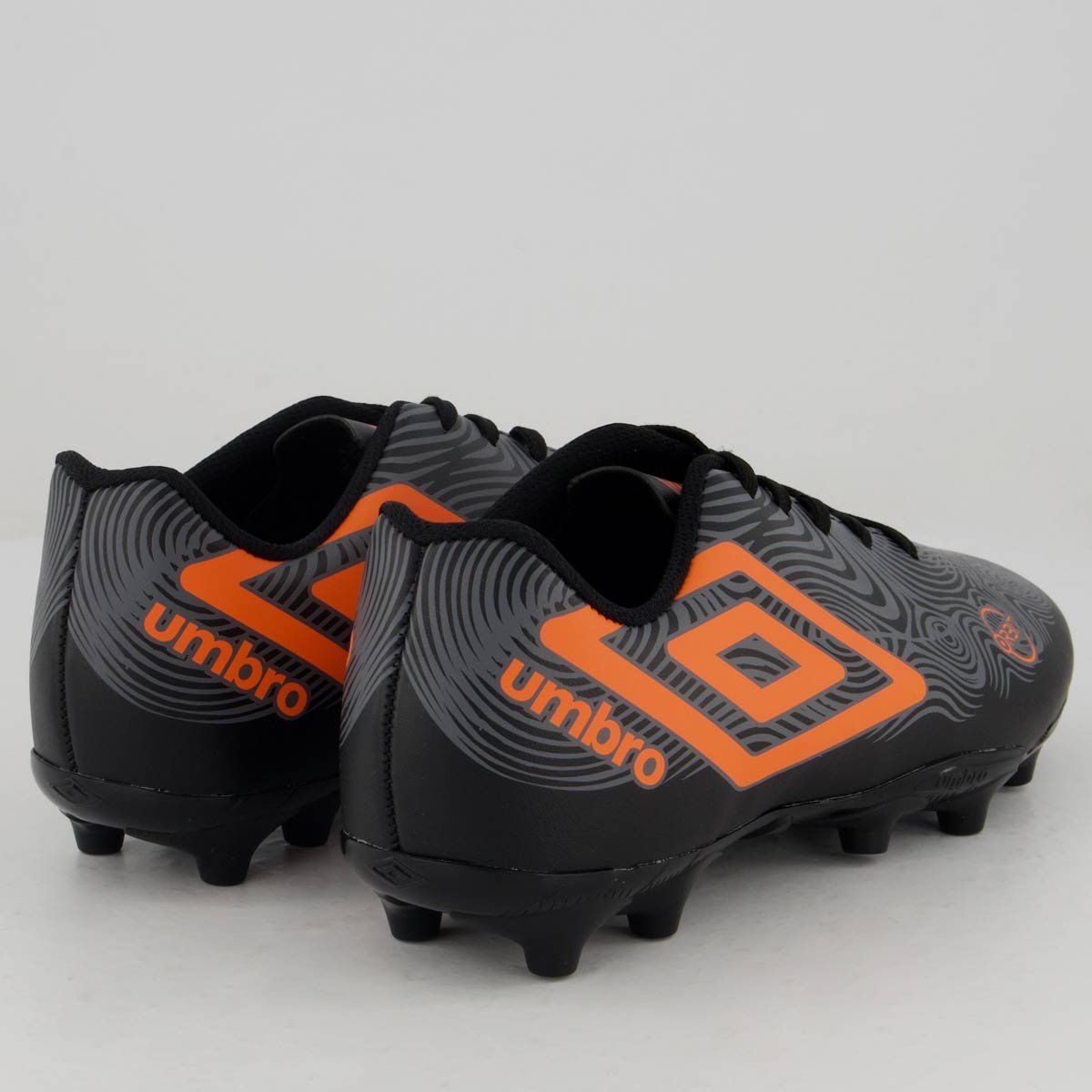 Chuteira Umbro Orbit Campo Juvenil Preta e Laranja Preto/Laranja 3