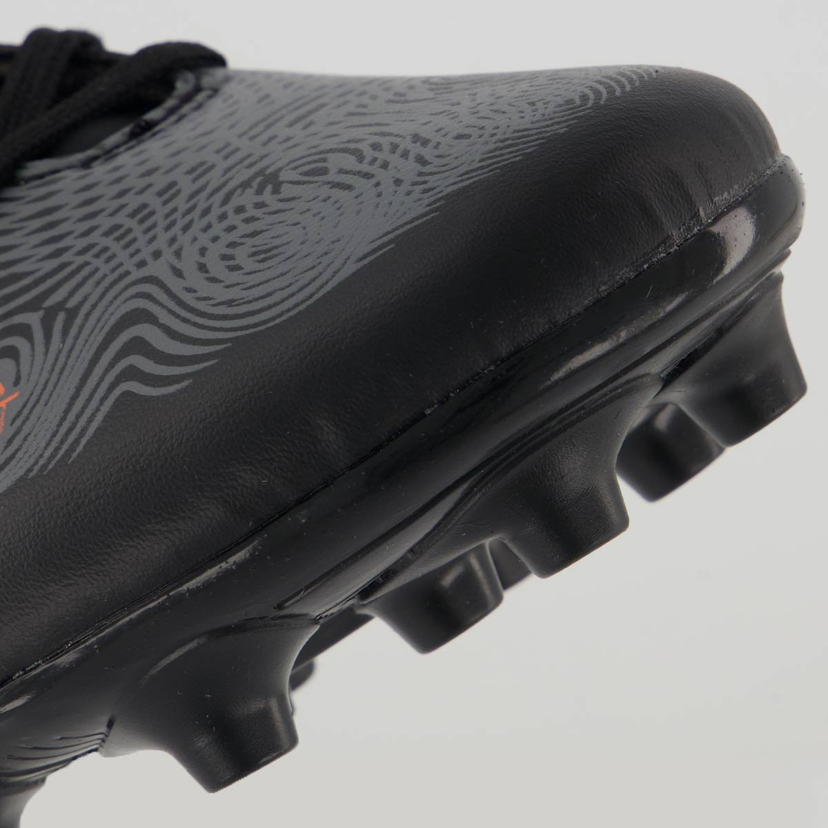 Chuteira Umbro Orbit Campo Juvenil Preta e Laranja Preto/Laranja 8