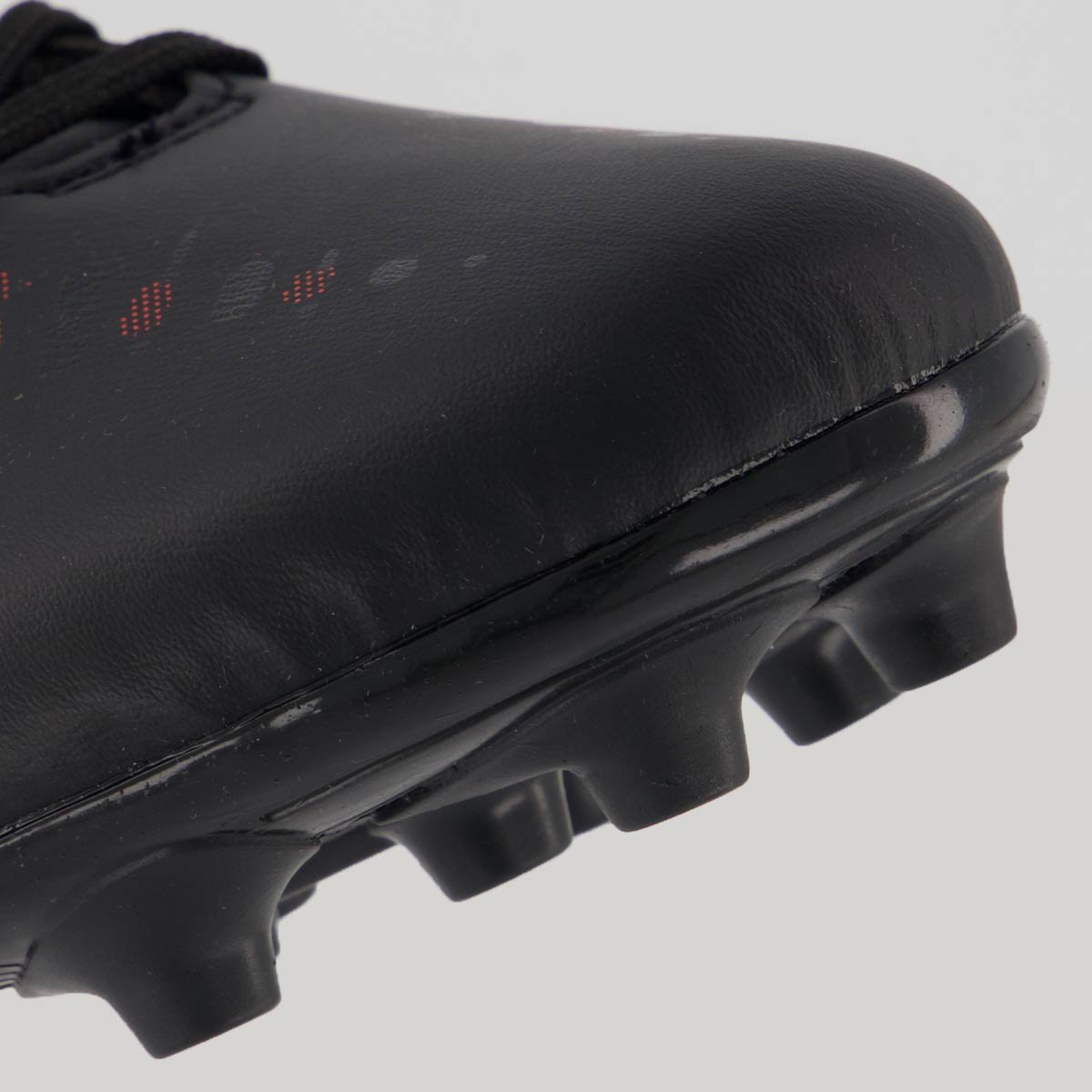 Chuteira Umbro Action Campo Juvenil Preta Preto 8