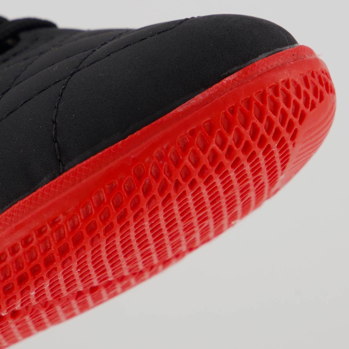 Chuteira Umbro Neo Striker Futsal Preta Vermelha e Branca Preto/Vermelho 8