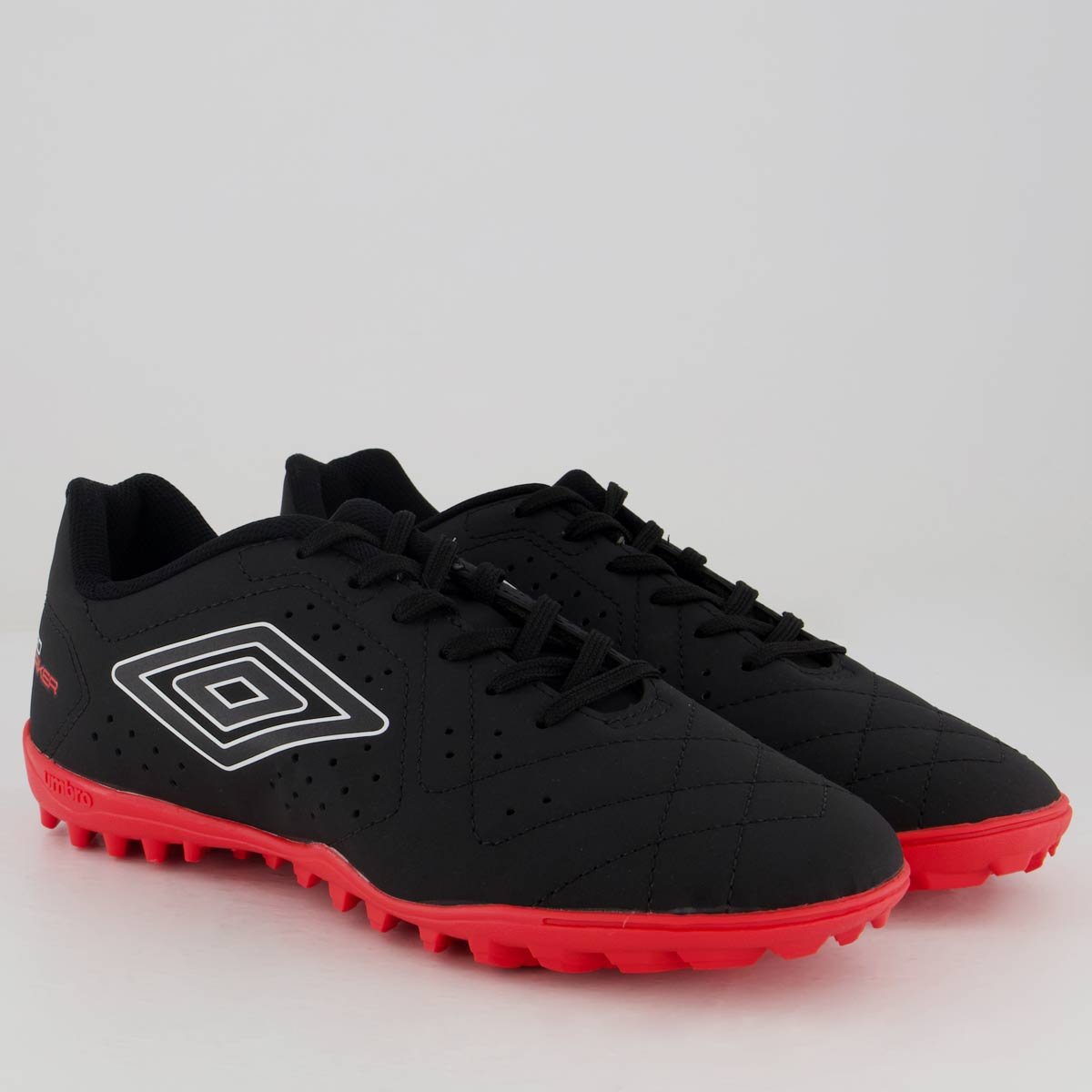Chuteira Umbro Neo Striker Society Preta e Vermelha Preto/Vermelho 2