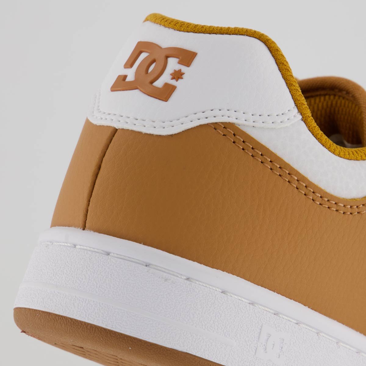 Tênis DC Manteca 4 Branco e Marrom Branco/Marrom 6