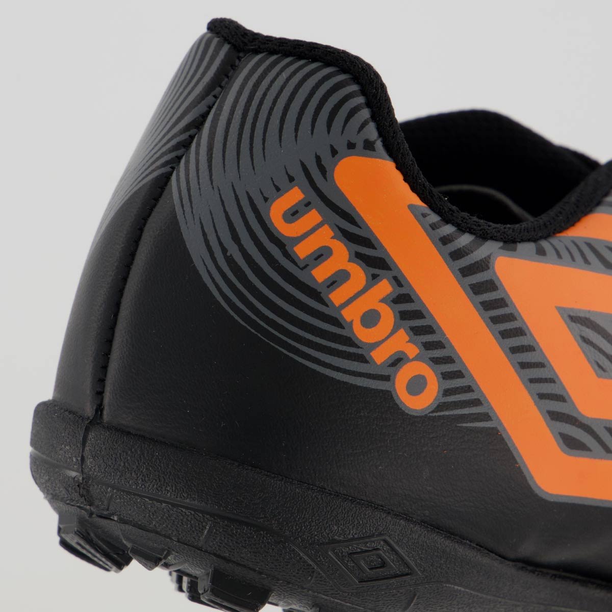 Chuteira Umbro Orbit Society Juvenil Preta e Laranja Preto/Laranja 6