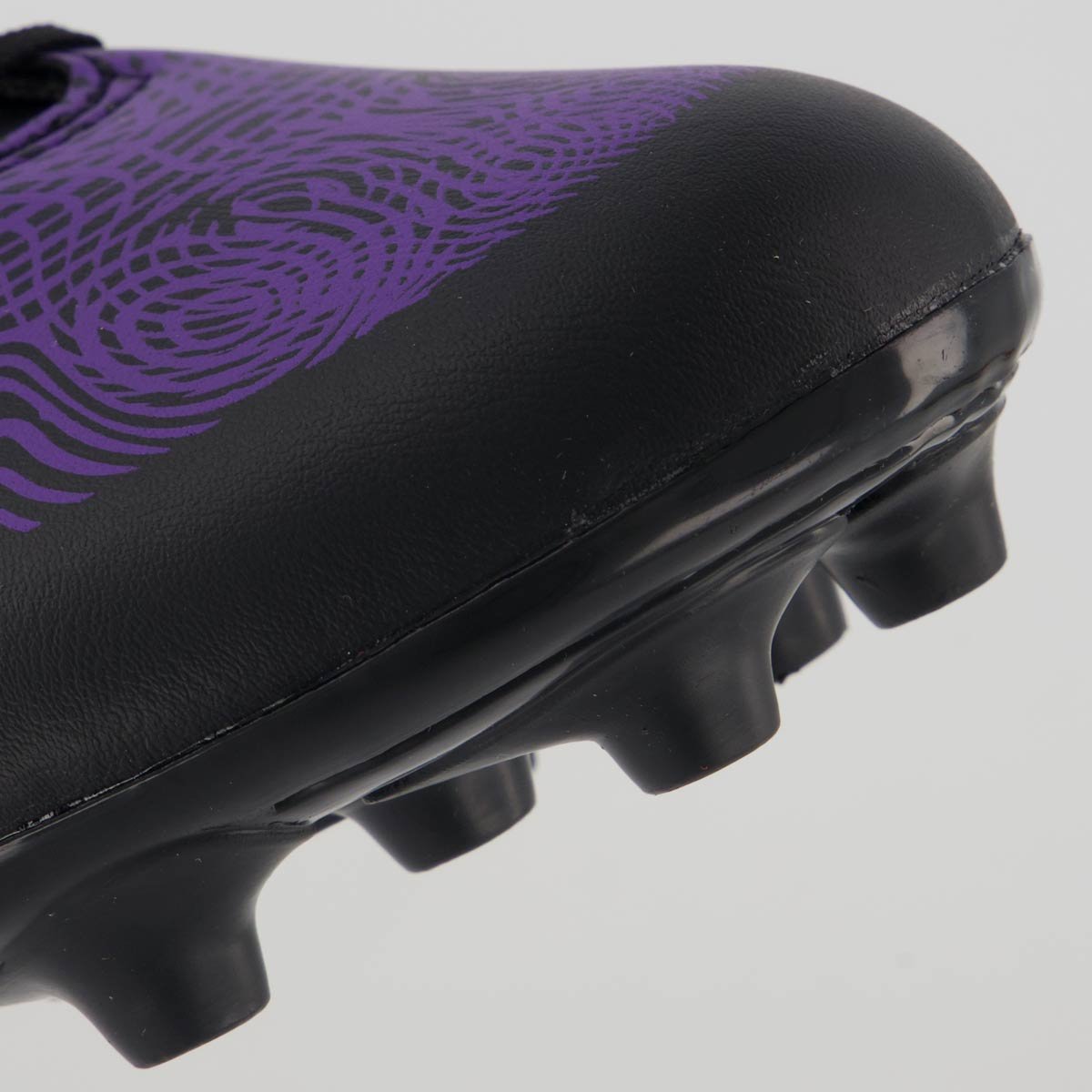 Chuteira Umbro Orbit Campo Preta e Verde Preto/Verde 8