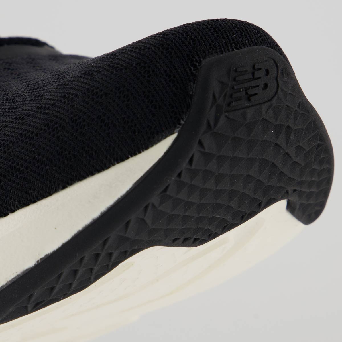 Tênis New Balance 413 V3 Preto e Laranja Preto/Laranja 8