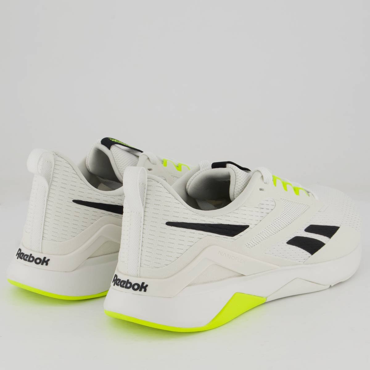 Tênis Reebok Nanoflex TR V2 Cinza Claro Cinza Claro 3