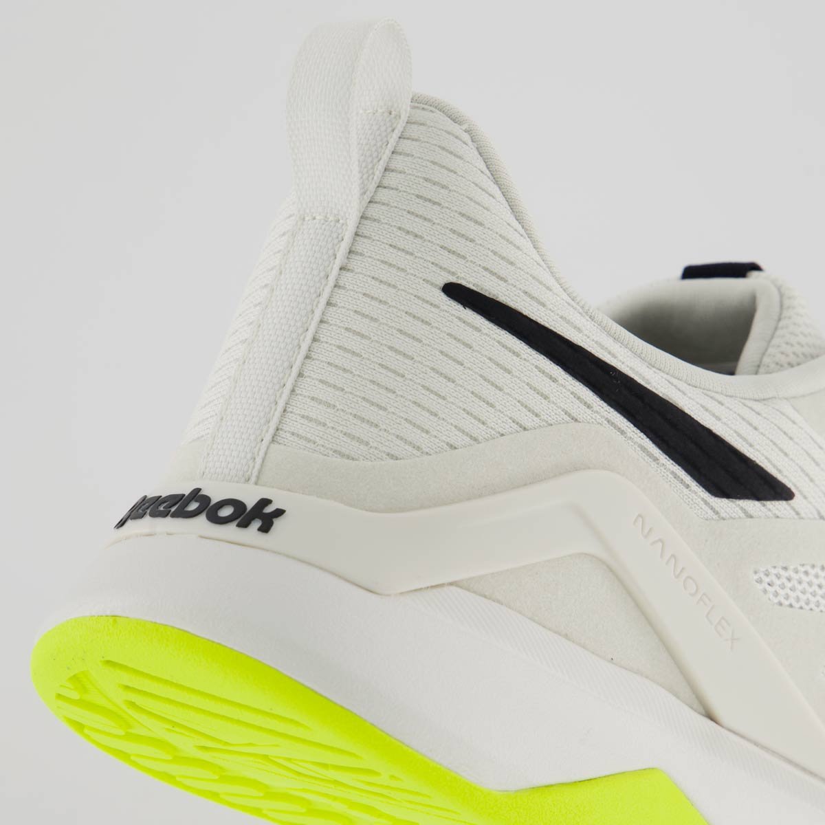 Tênis Reebok Nanoflex TR V2 Cinza Claro Cinza Claro 6