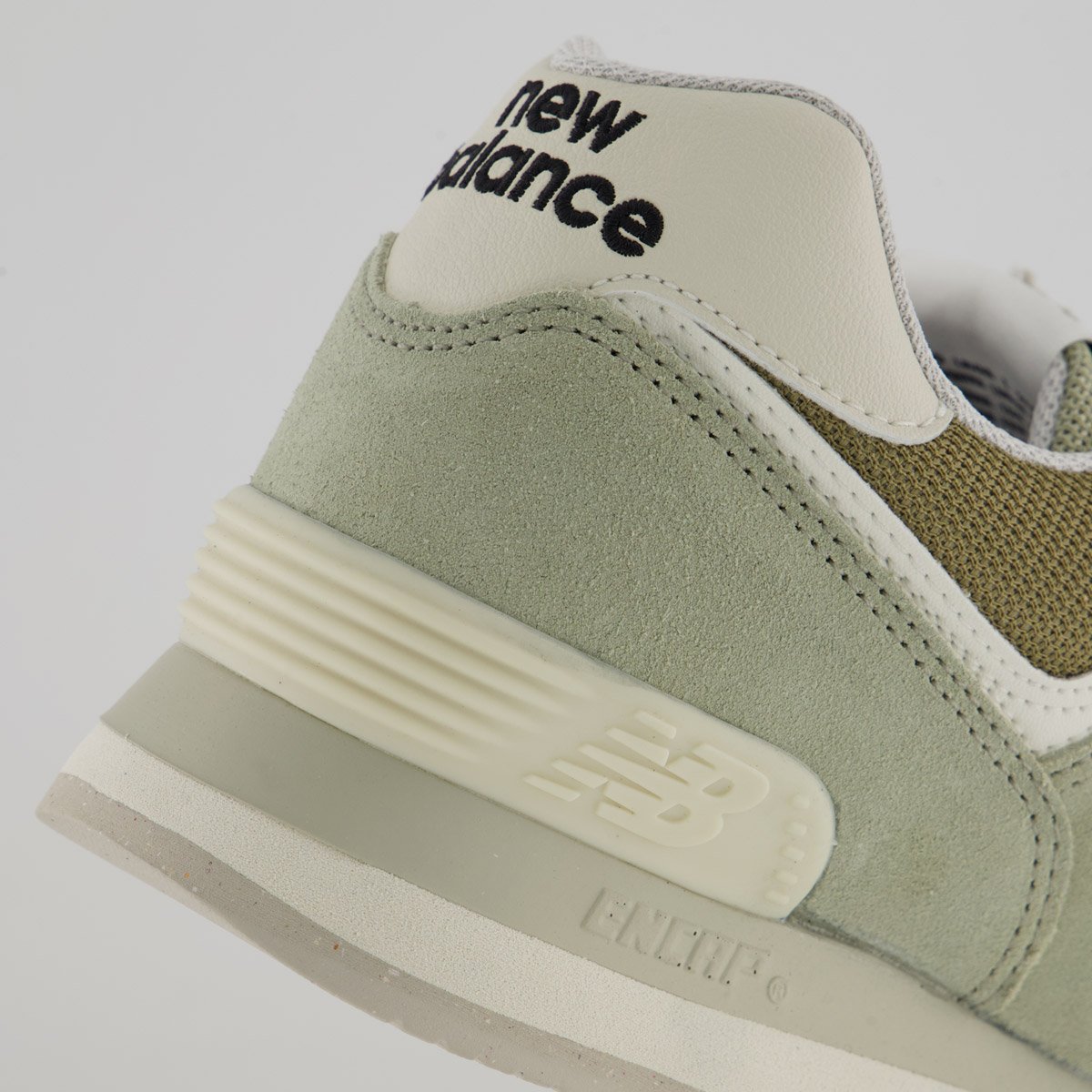 Tênis New Balance 574 V2 Feminino Verde Claro 7