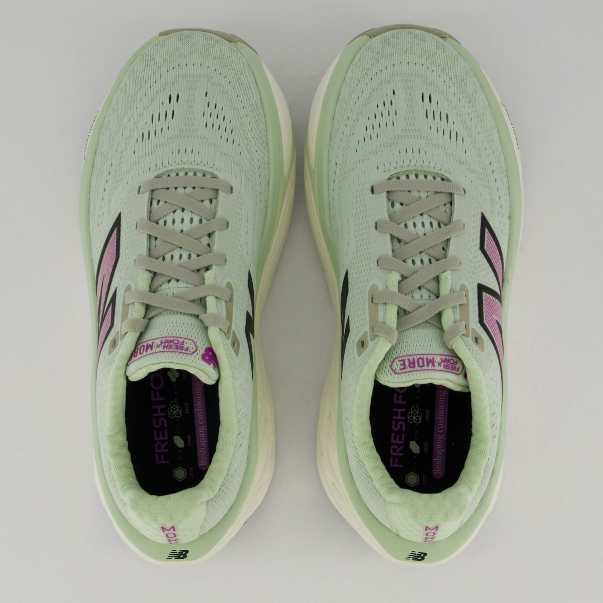 Tênis New Balance Fresh Foam X More V5 Feminino Verde Verde 4