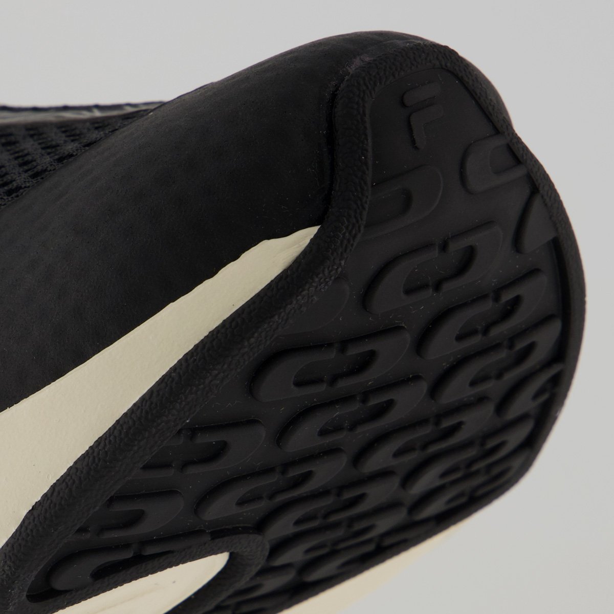 Tênis Fila Recovery Feminino Preto e Branco Preto/Branco 8