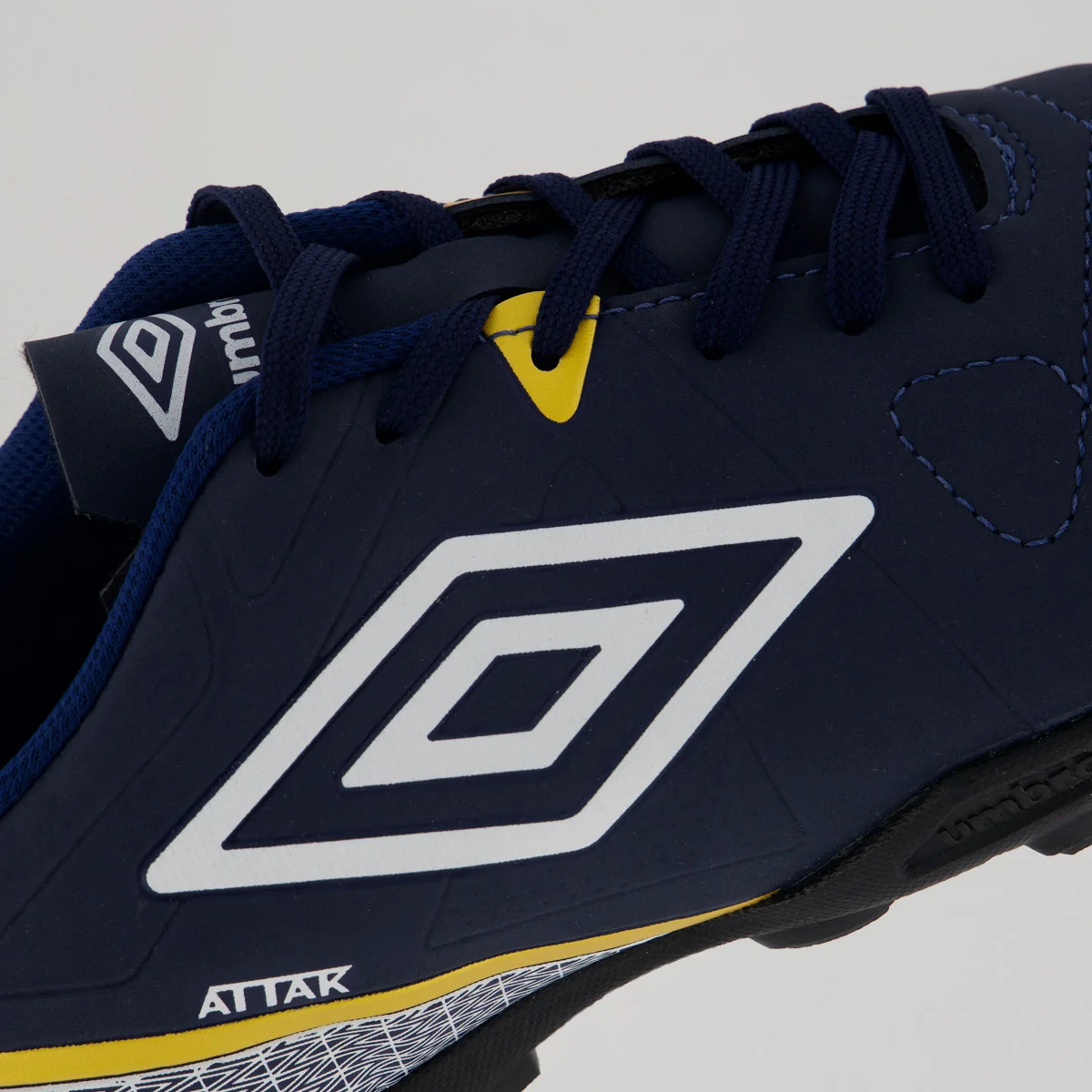 Chuteira Umbro Attak Eternal Society Marinho Marinho 7
