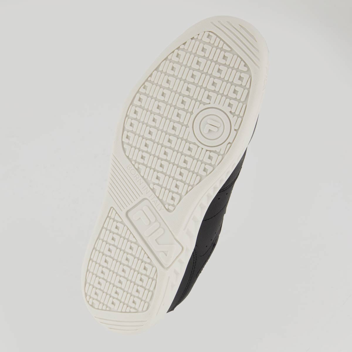 Tênis Fila Revenge Feminino Preto e Branco Preto/Branco 5