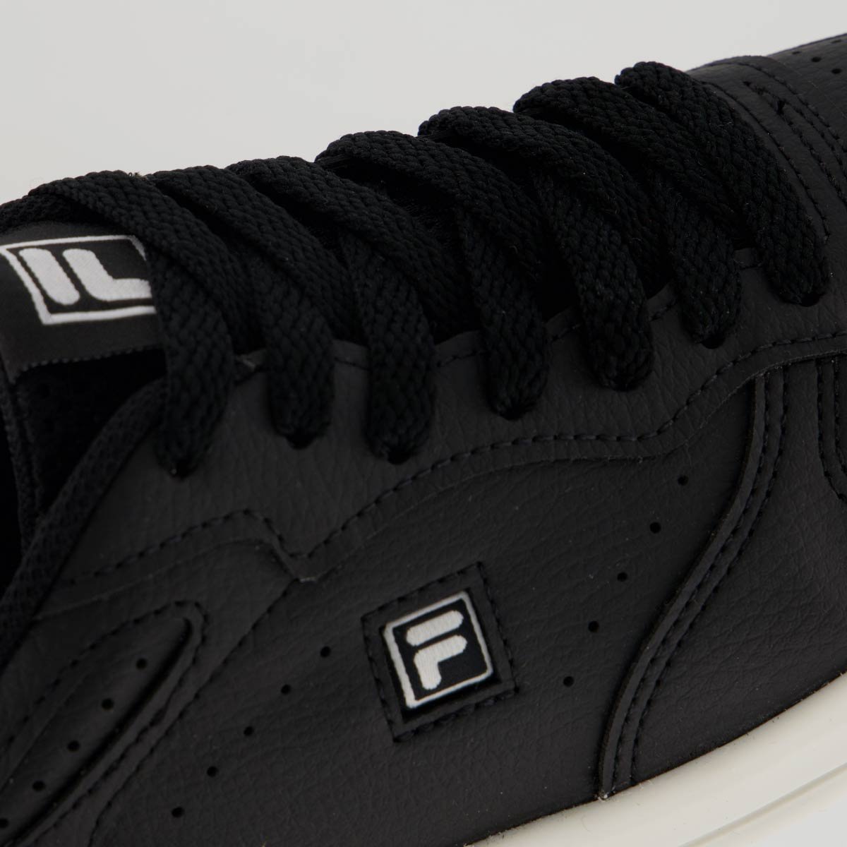 Tênis Fila Revenge Feminino Preto e Branco Preto/Branco 7