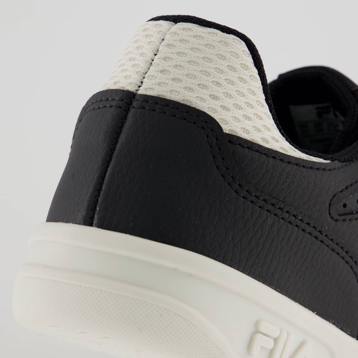 Tênis Fila Revenge Feminino Preto e Branco Preto/Branco 6