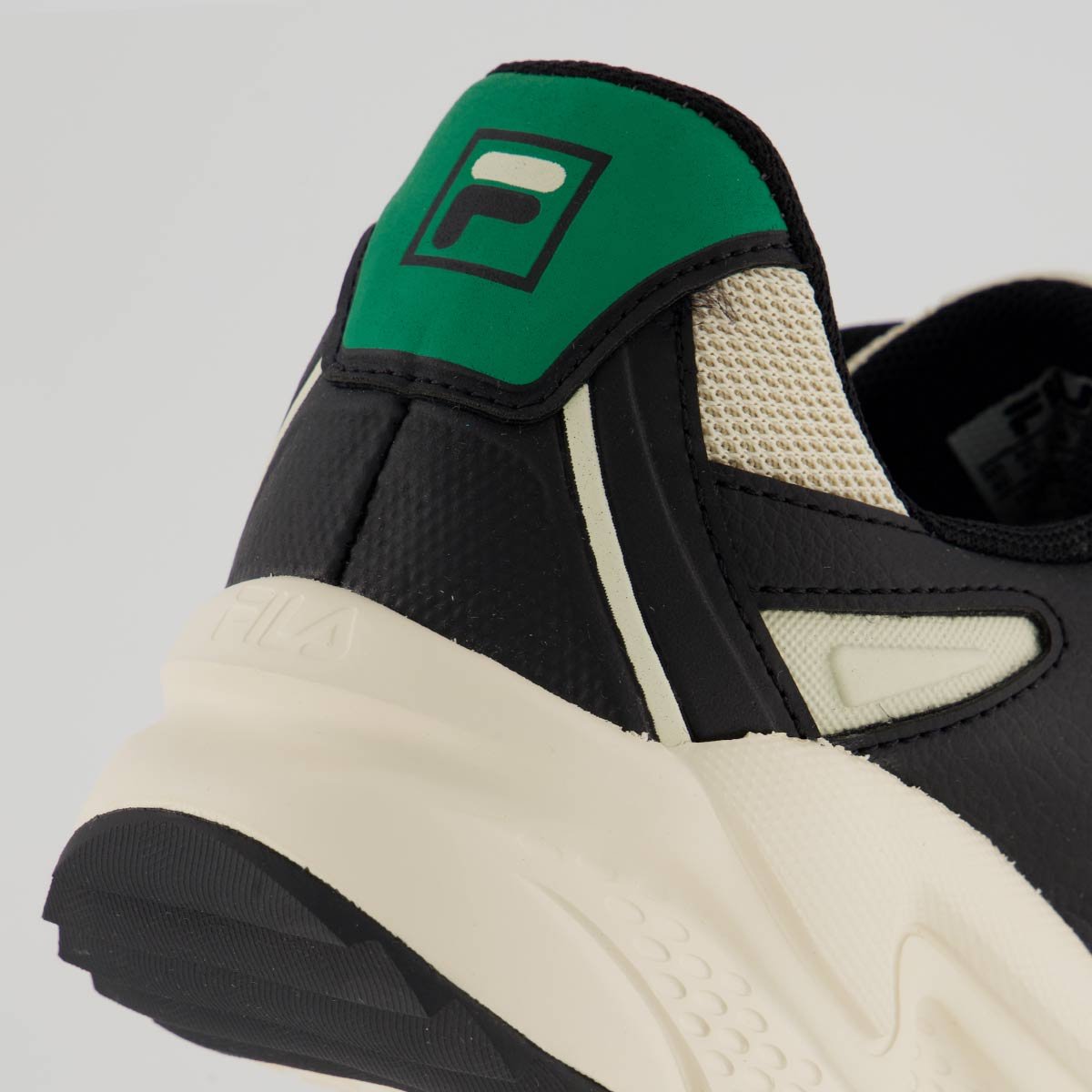 Tênis Fila Venture Tracer 2 Preto e Bege Preto/Bege 6