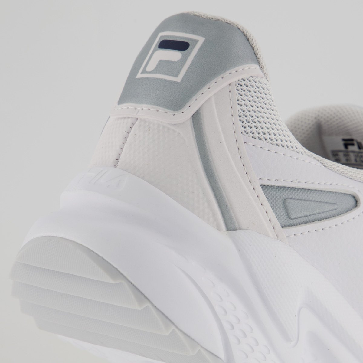 Tênis Fila Venture Tracer 2 Branco Branco 6