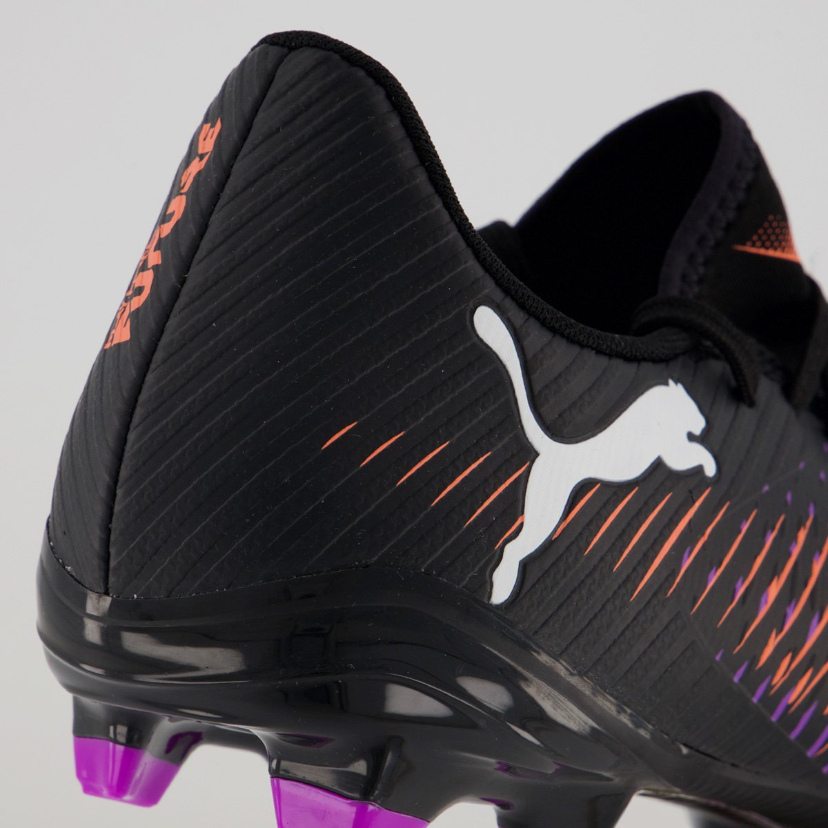 Chuteira Puma Future 8 Neymar Play FG/AG Campo Preta e Roxa Preto/Roxo 6