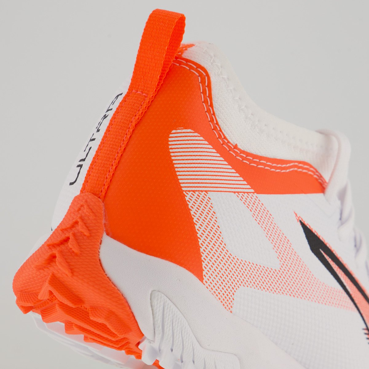 Chuteira Puma Ultra 5 Match TT + Mid Society Juvenil Branca e Vermelha Branco/Vermelho 6