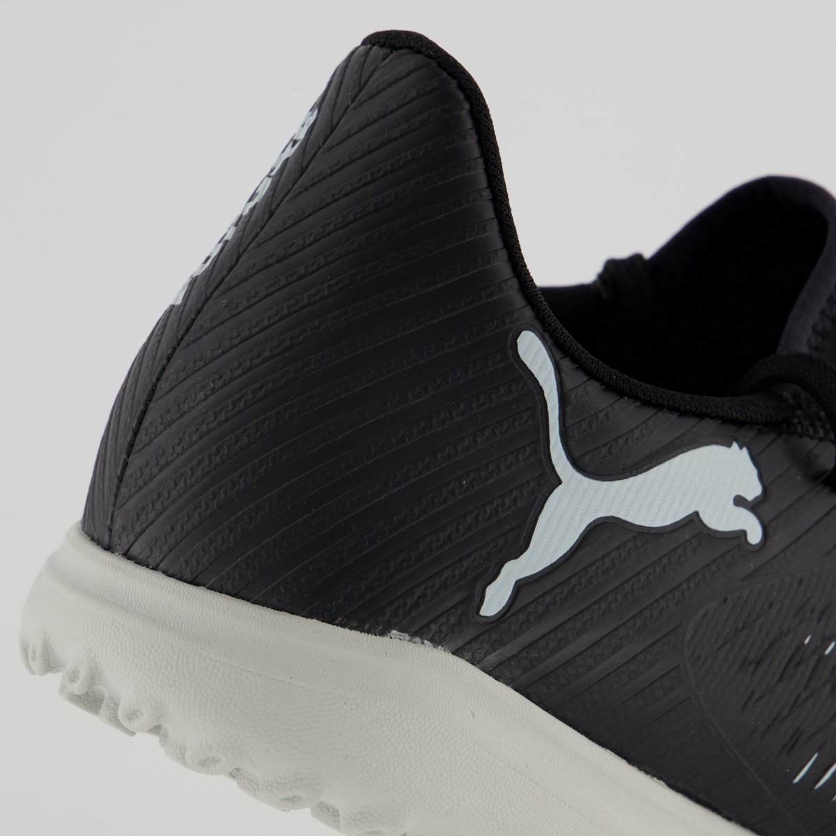 Chuteira Puma Future 8 Play TT Society Preta e Cinza Preto/Cinza 6