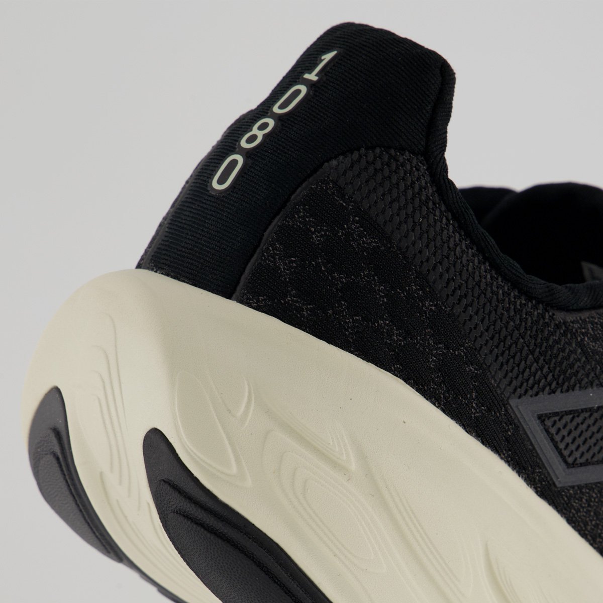 Tênis New Balance Fresh Foam X 1080v14 Preto e Cinza Preto/Cinza 6