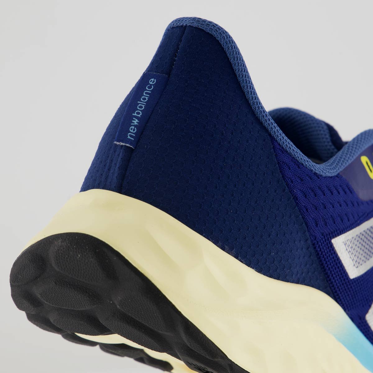 Tênis New Balance Fresh Foam Arishi V4 Marinho Marinho 6