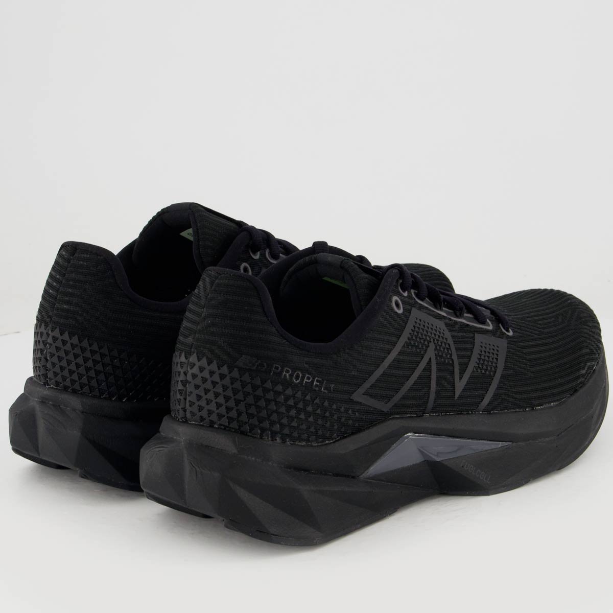 Tênis New Balance Fuelcell Propel V5 Preto Preto 3