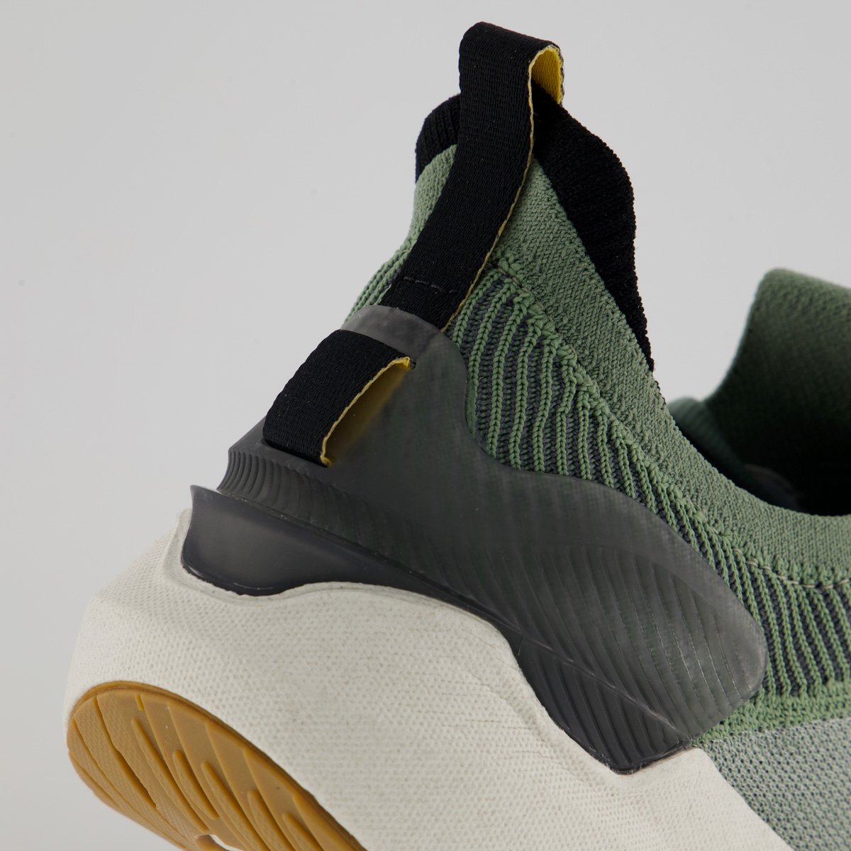 Tênis Under Armour Charged Hit SE Verde Verde 6