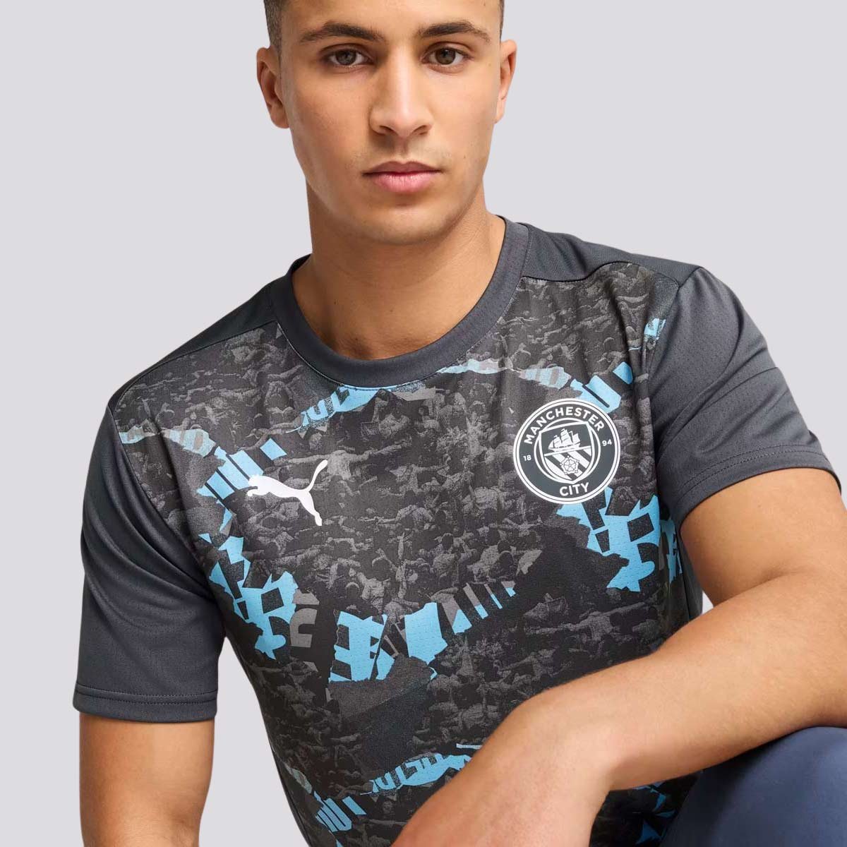 Camisa Puma Manchester City Pré-Jogo 2025 Cinza Preto 2