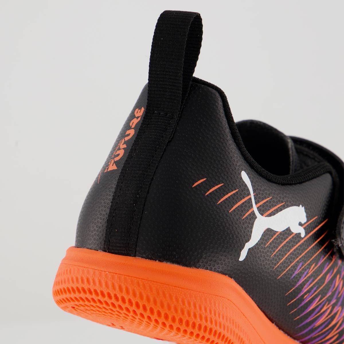 Chuteira Puma Future 8 Neymar Play IT V Futsal Infantil Preta e Vermelha Preto/Vermelho 6