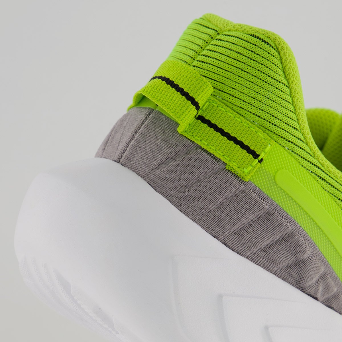 Tênis Fila Diffusion Feminino Verde e Preto Verde/Preto 6