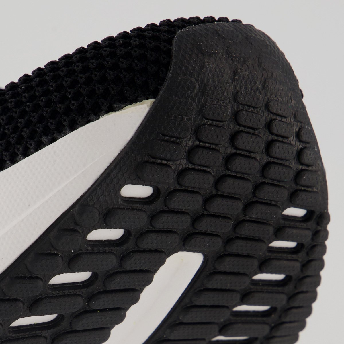 Tênis Under Armour Charged Slight 3 Preto e Branco 8