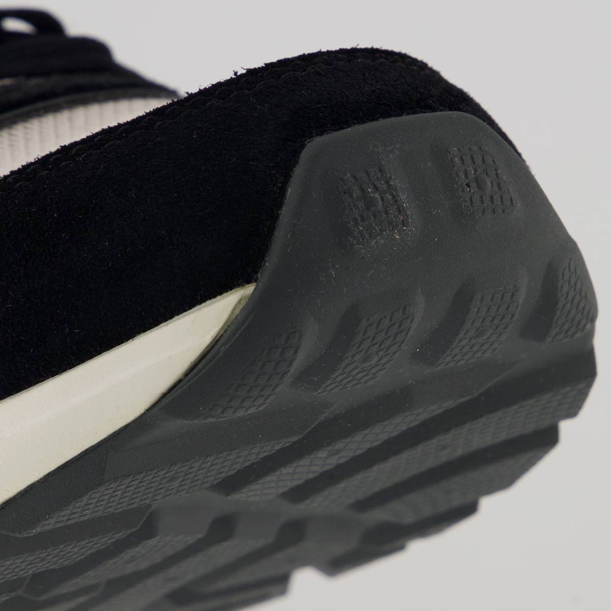 Tênis Reebok GL1100 Preto e Bege Preto/Bege 8