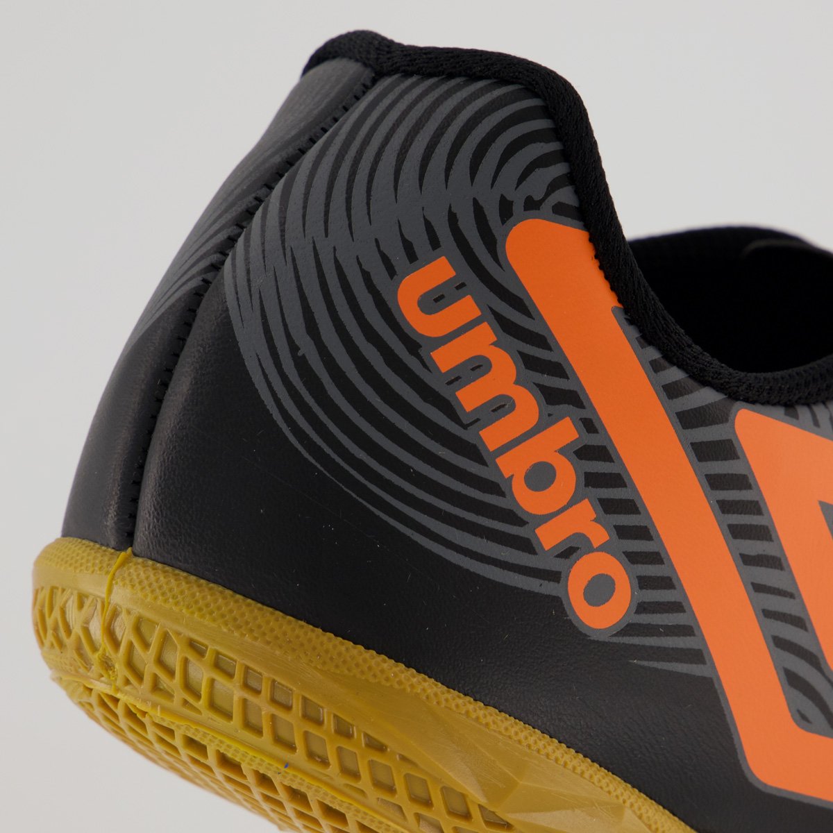 Chuteira Umbro Orbit Futsal Preta e Laranja Preto/Laranja 6
