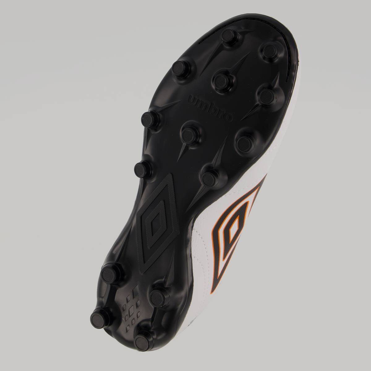 Chuteira Umbro Class Footballer Campo Branco e Preto e Laranja Branco/Preto 5