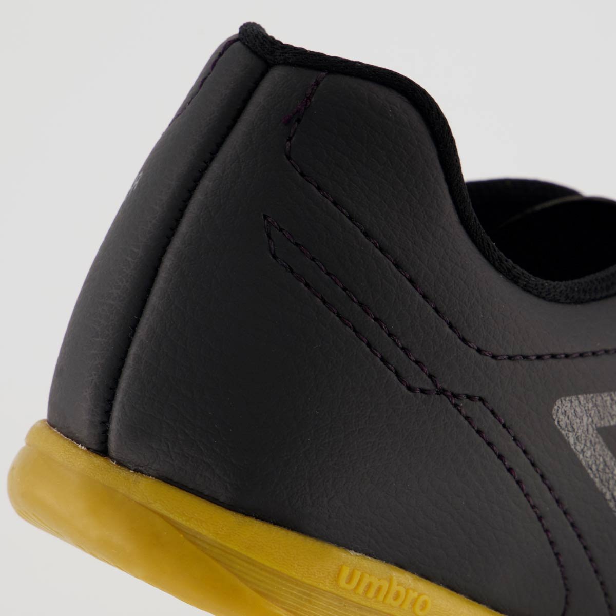 Chuteira Umbro Class Footballer Futsal Preta Preto 6