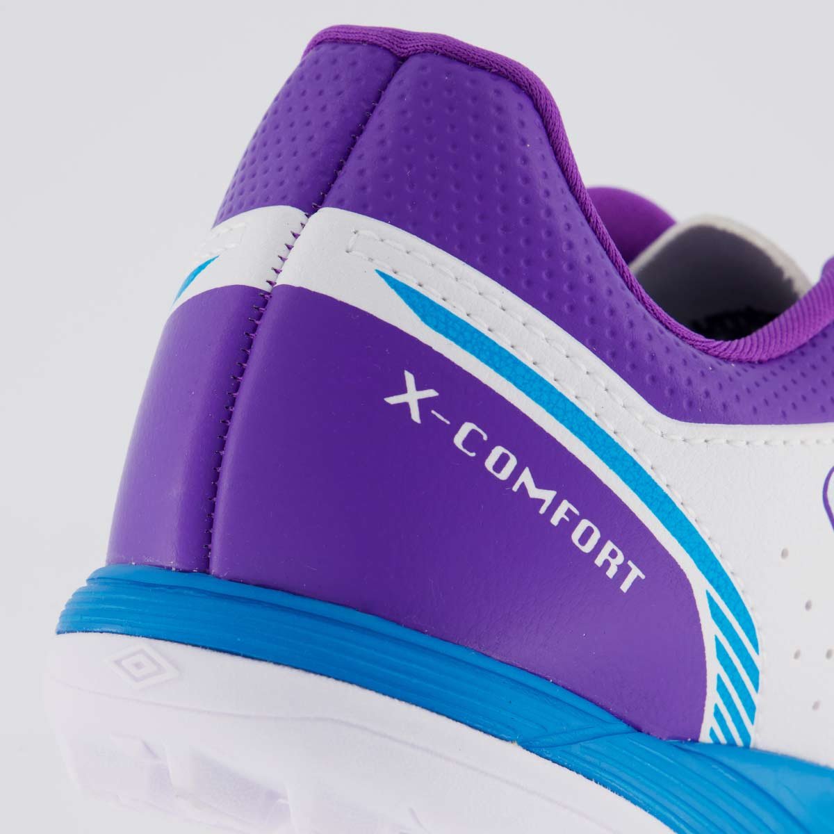 Chuteira Umbro X-Confort Society Branca e Roxa Banco/Roxo 6
