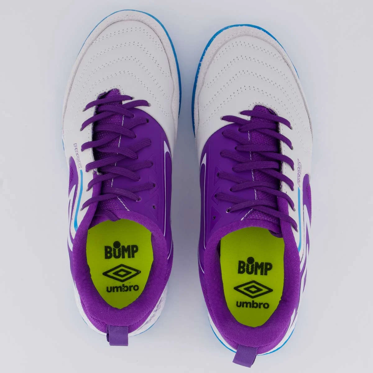 Chuteira Umbro Pro 5 Bump Futsal Branca e Roxa Banco/Roxo 4