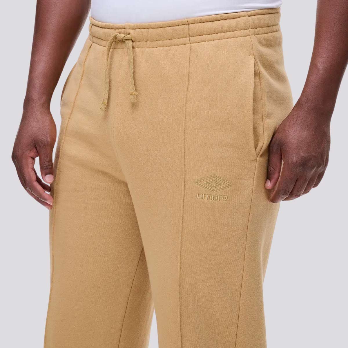 Calça Moletom Umbro Essential Comfy Cáqui Bege 3
