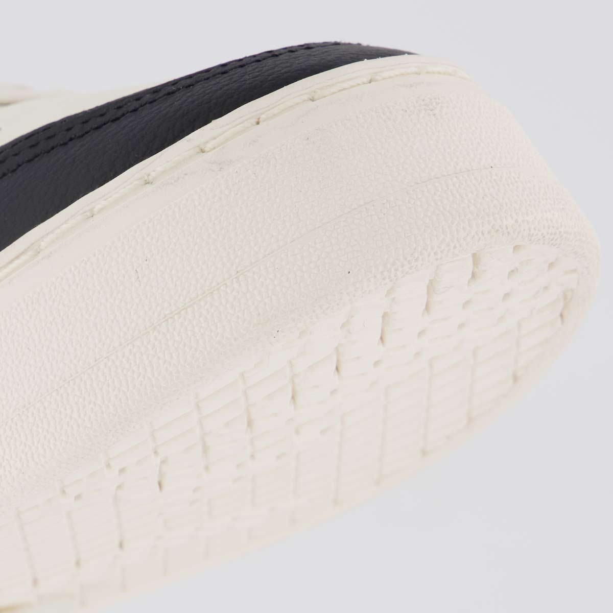 Tênis Aramis Legacy Stomp Branco e Preto Branco/Preto 8