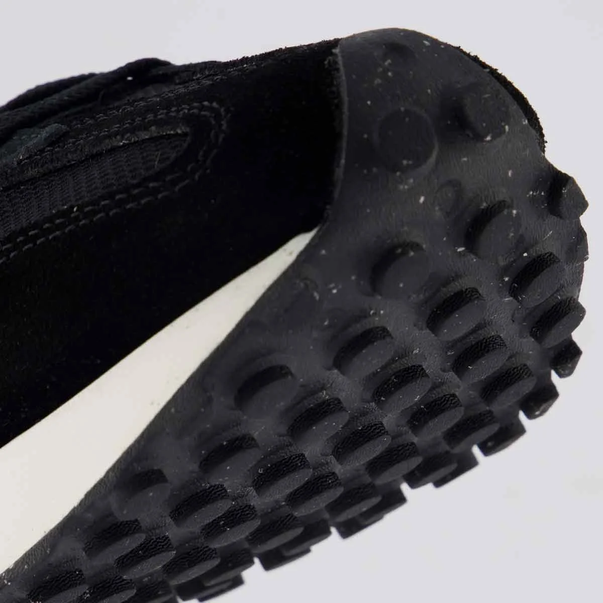Tênis New Balance 327V1 Branco e Preto Preto 8