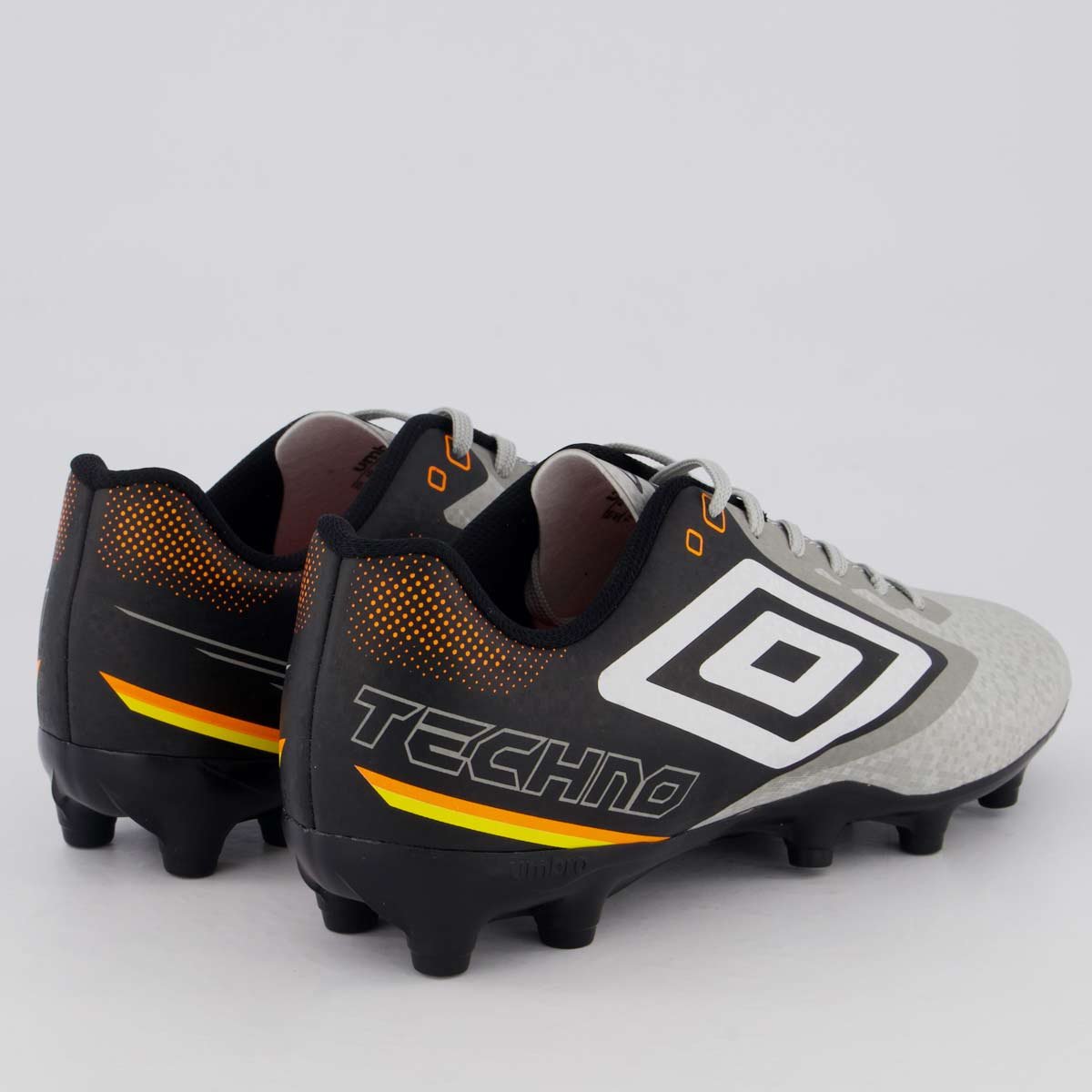Chuteira Umbro Techno II Campo Cinza e Preta Cinza/Preto 3