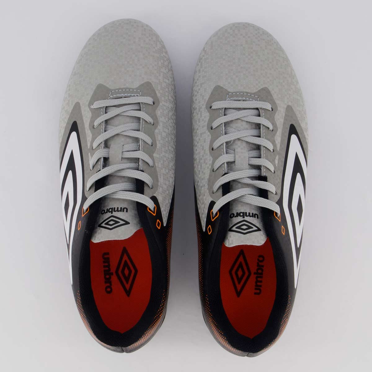 Chuteira Umbro Techno II Campo Cinza e Preta Cinza/Preto 4